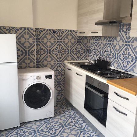 Appartement La Dimora Delle Sirene à Salernes Extérieur photo