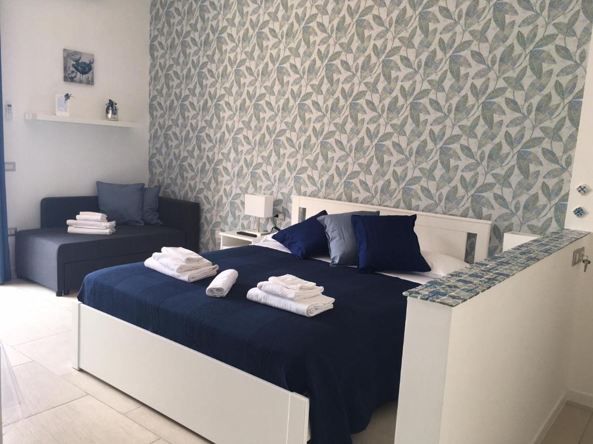 Appartement La Dimora Delle Sirene à Salernes Extérieur photo